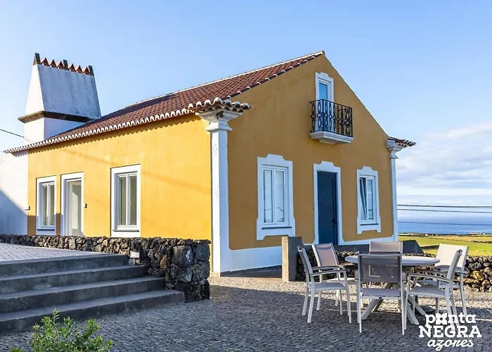 Casa Lajes By Ponta Negra Azores 度假居